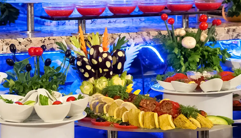 هتل کریستال آئورا بیچ ریزورت اند اسپا